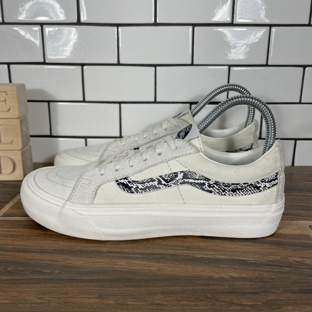 Vans Sk8 Low Reissue Shoes Womens 6.5 Snake Print Marshmallow UltraCush Sneakers